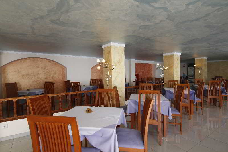 Hôtel Corfu Maris à Benitses  Extérieur photo